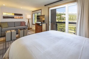 Strykjärn/strykbräda, wi-fi och sängkläder