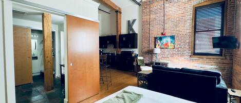 Iron/ironing board, internet, bed sheets, wheelchair access