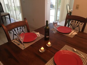 Dining - Beautifully Refurbished villa in an exciting active retirement community. (The Villages)