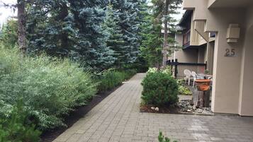 Enceinte de lâhĂ©bergement