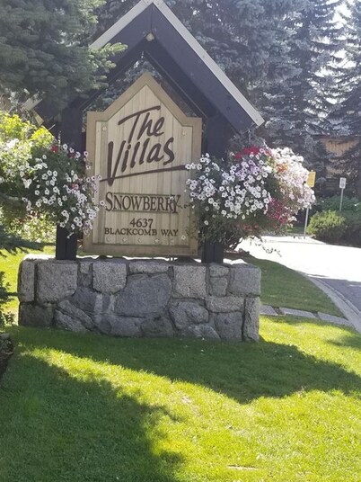 Luxurious Spacious Townhouse #