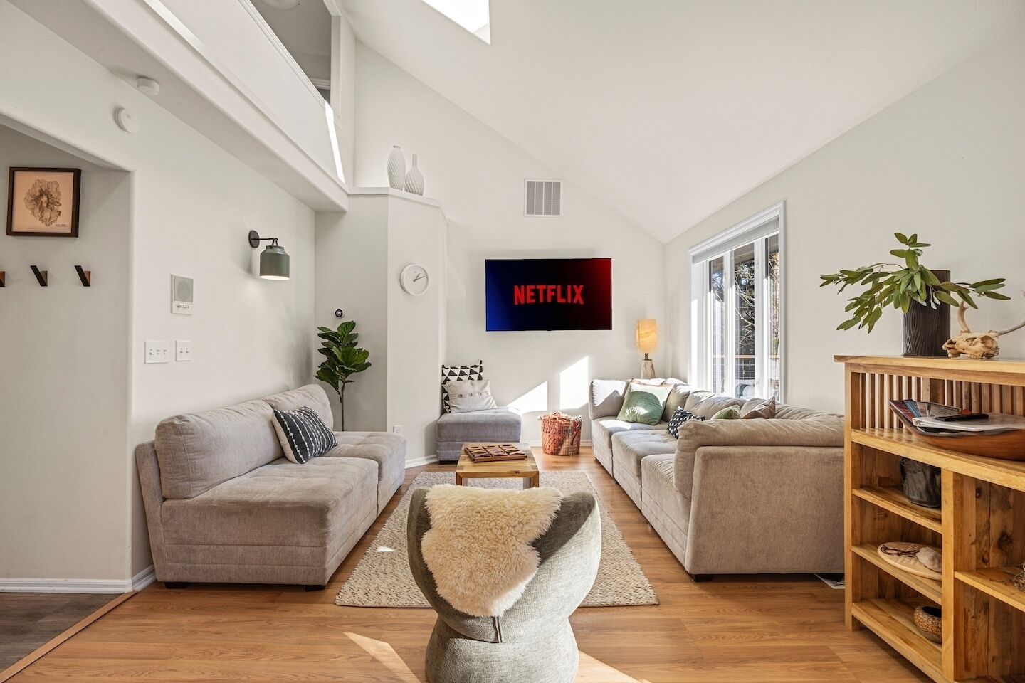 Smart TV, fireplace, video games, DVD player