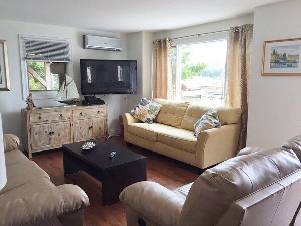 Téléviseur, lecteur de DVD