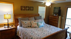 2 bedrooms, iron/ironing board, free WiFi, bed sheets - Beautiful Mountain Views Amid Wine Country-Hot Tub (Hiawassee)