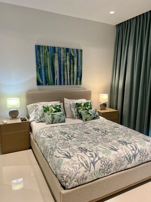 2 bedrooms, iron/ironing board, WiFi, bed sheets - Waykiri Unit A-06 Luxurious new apartment, Noord  (Noord)