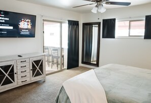 5 bedrooms, desk, iron/ironing board, travel cot