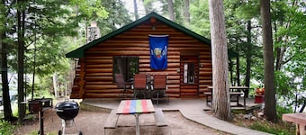LAKE CABIN - TIMELESS BEAUTY Nestled 15' Feet Away from Water On 150' Peninsula