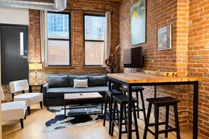 Interior - Downtown Music City Loft living! ~Steps to the Ryman and Broadway. (Nashville)
