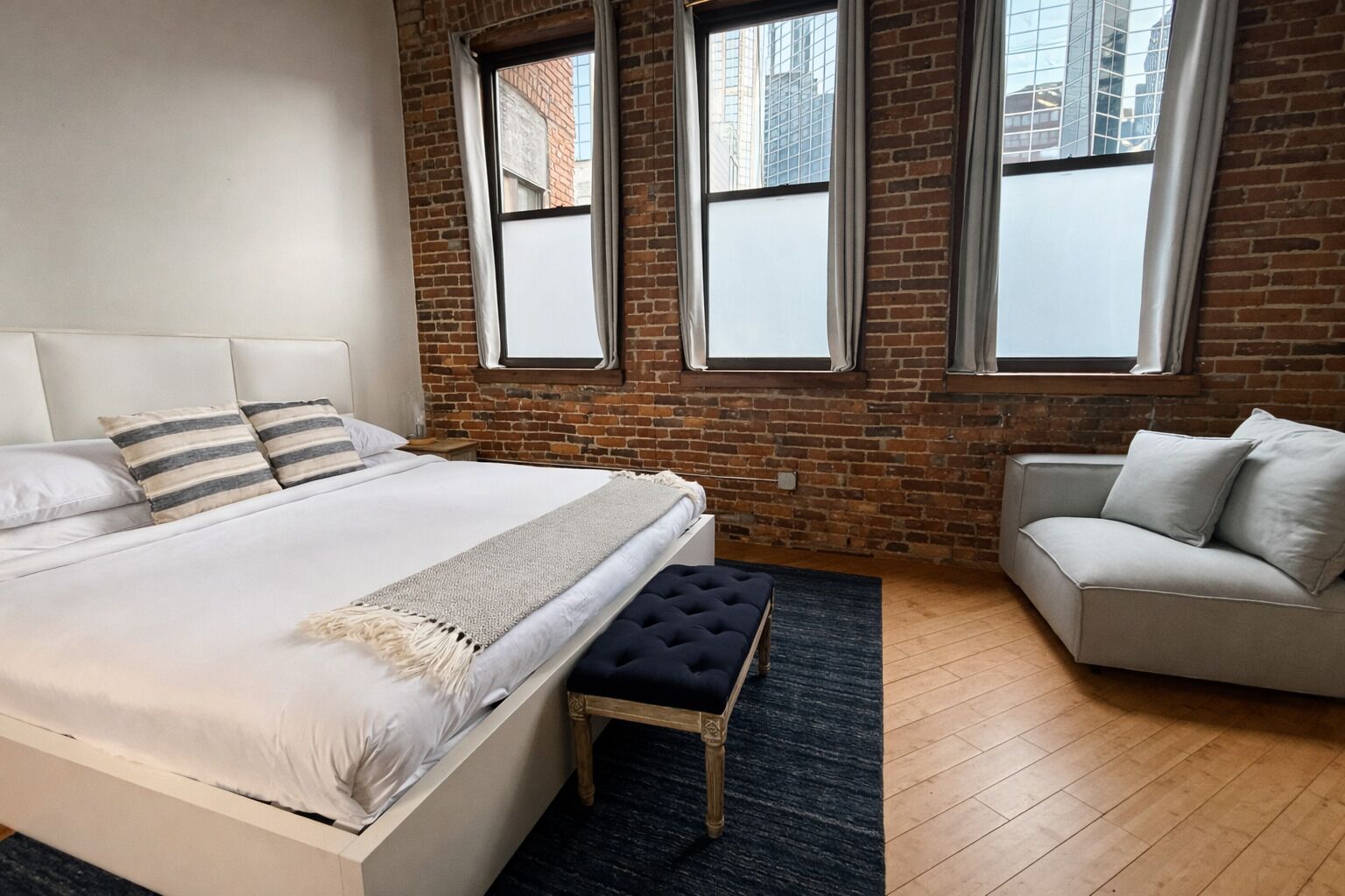 2 chambres, fer et planche à repasser, Wi-Fi gratuit, draps fournis