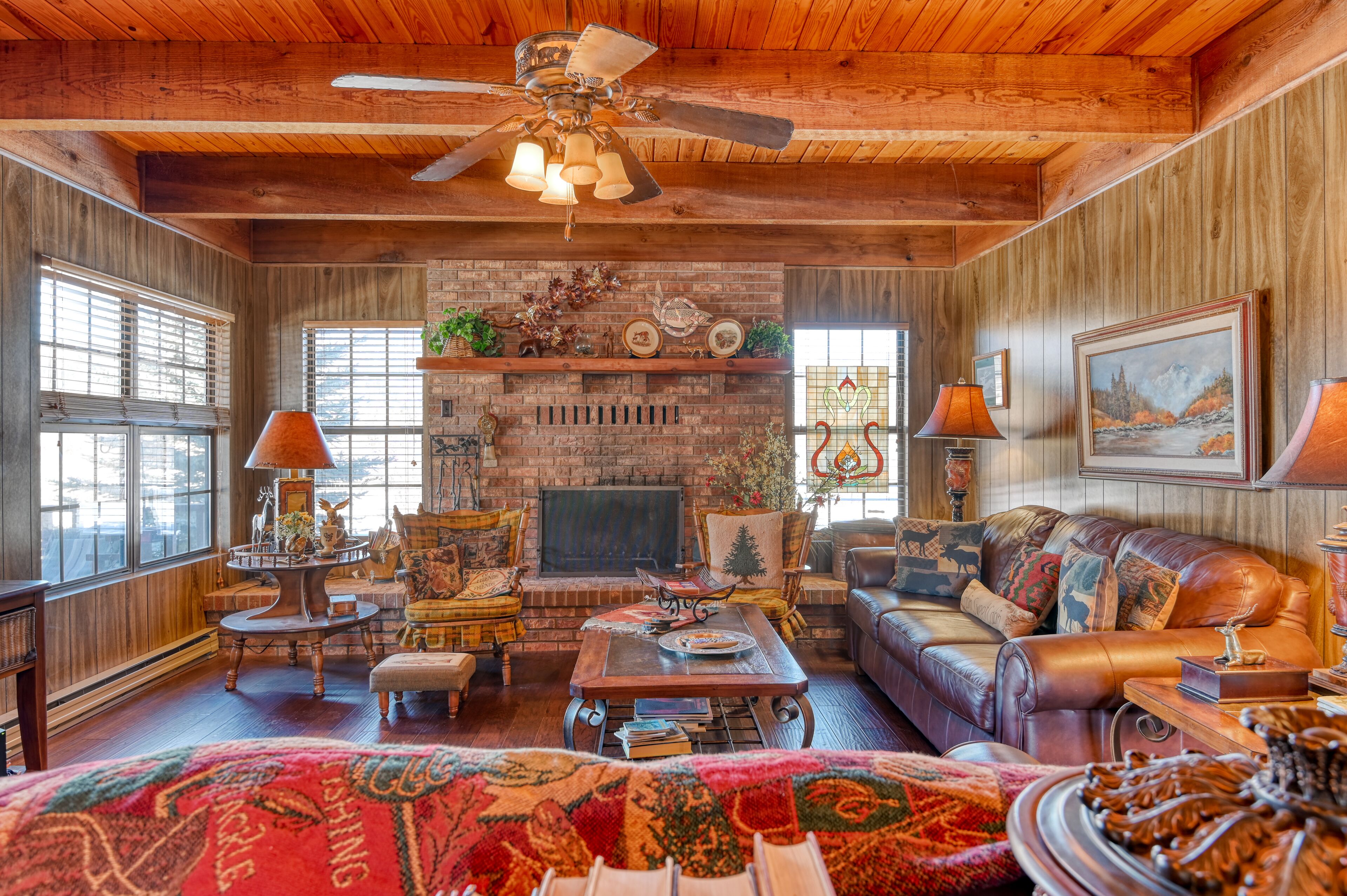 TV, fireplace, DVD player, music library