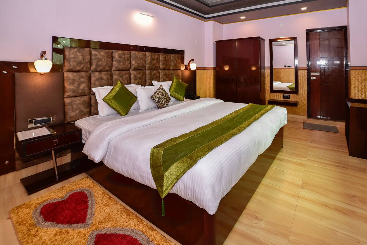 Iron/ironing board, rollaway beds, free WiFi, bed sheets