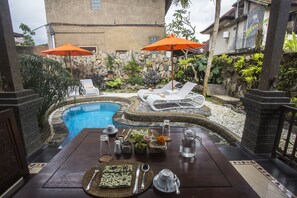Outdoor pool - Capung Cottage (Ubud)