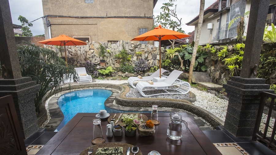 Capung Cottage