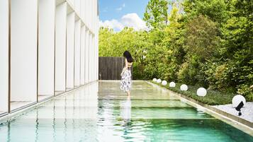 Seasonal outdoor pool