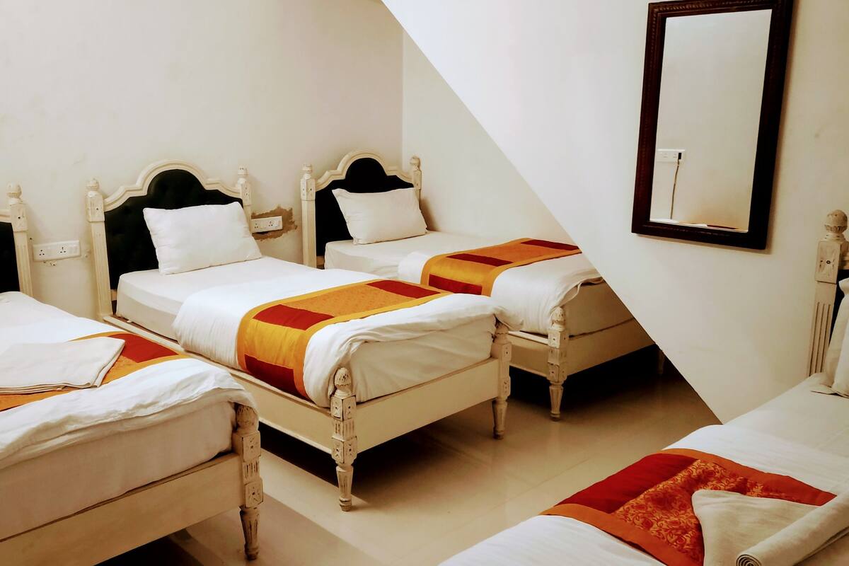 Iron/ironing board, rollaway beds, free WiFi, bed sheets