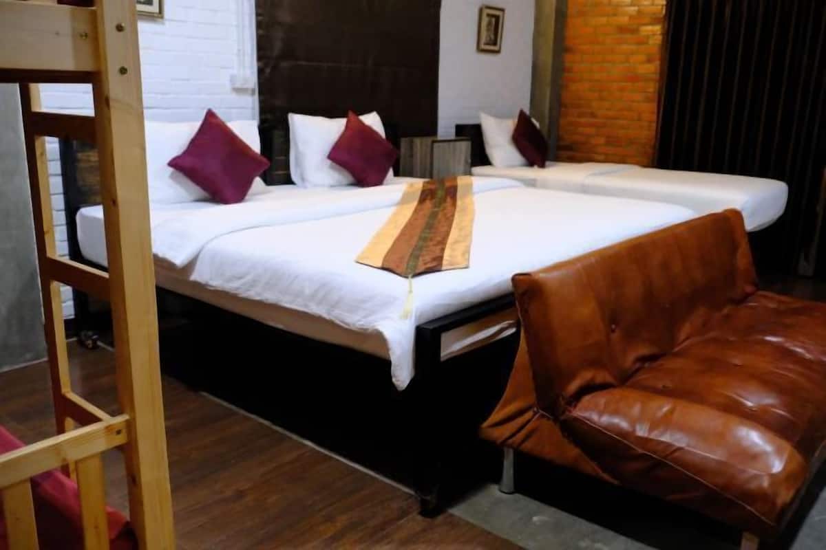 Premium bedding, desk, blackout curtains, soundproofing
