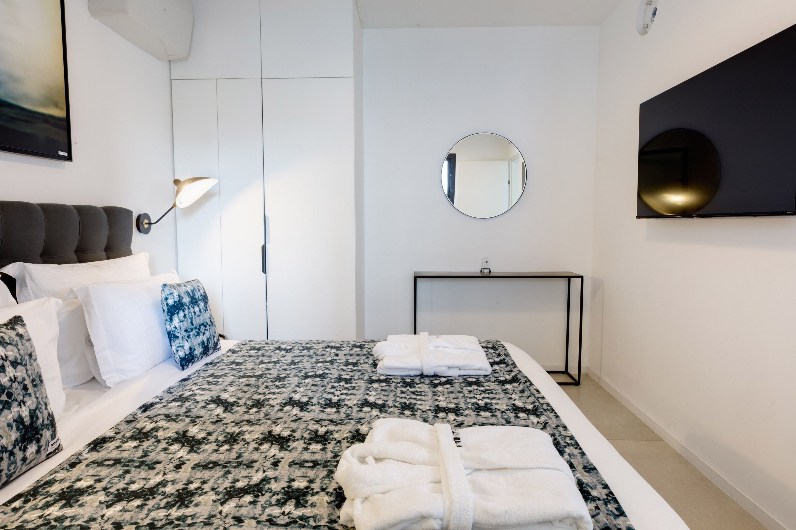 apartment, 1 bedroom, terrace | 1 bedroom, in-room safe, blackout curtains, soundproofing