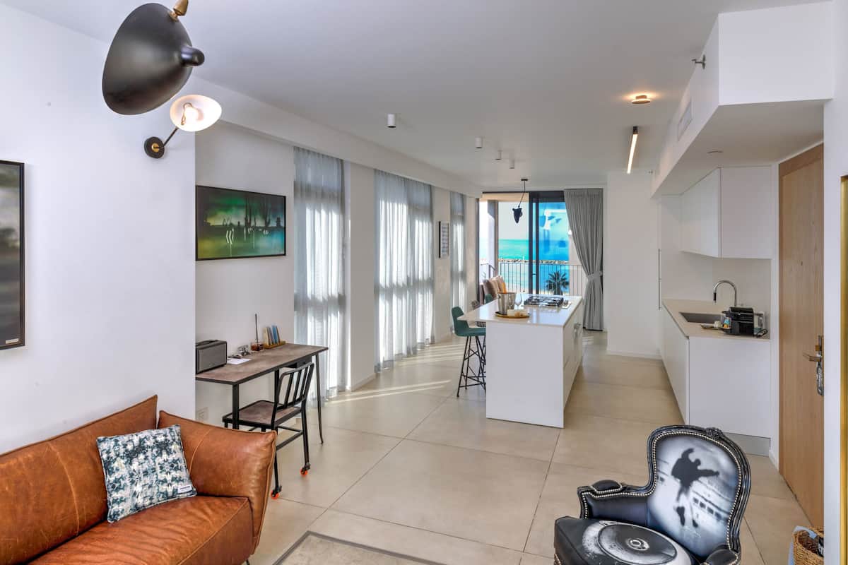 apartment, 1 bedroom, terrace | living area | flat-screen tv, netflix