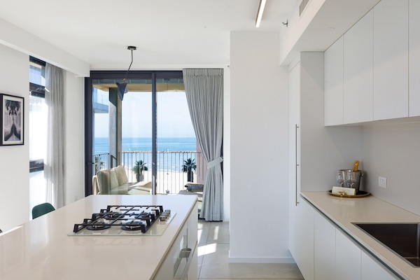 Apartment, 1 Bedroom, Terrace | Private kitchen | Espresso maker, electric kettle