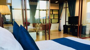 Unclassified image, 4 of 62, button - Anh Tu Hotel (Da Nang)
