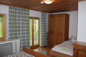 1 chambre, accès Internet, draps fournis