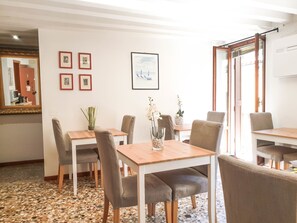 Interior - Ca' Loredan (Venice)