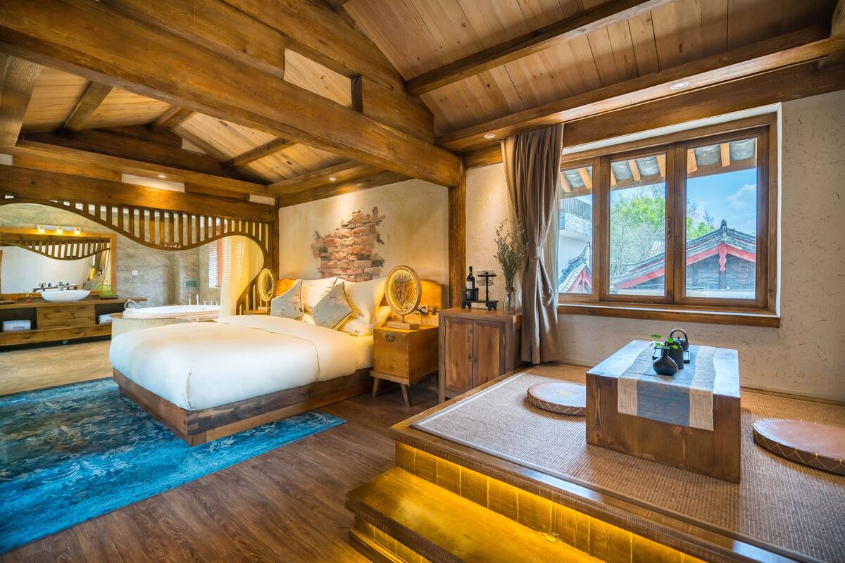 1 bedroom, minibar, in-room safe, individually decorated