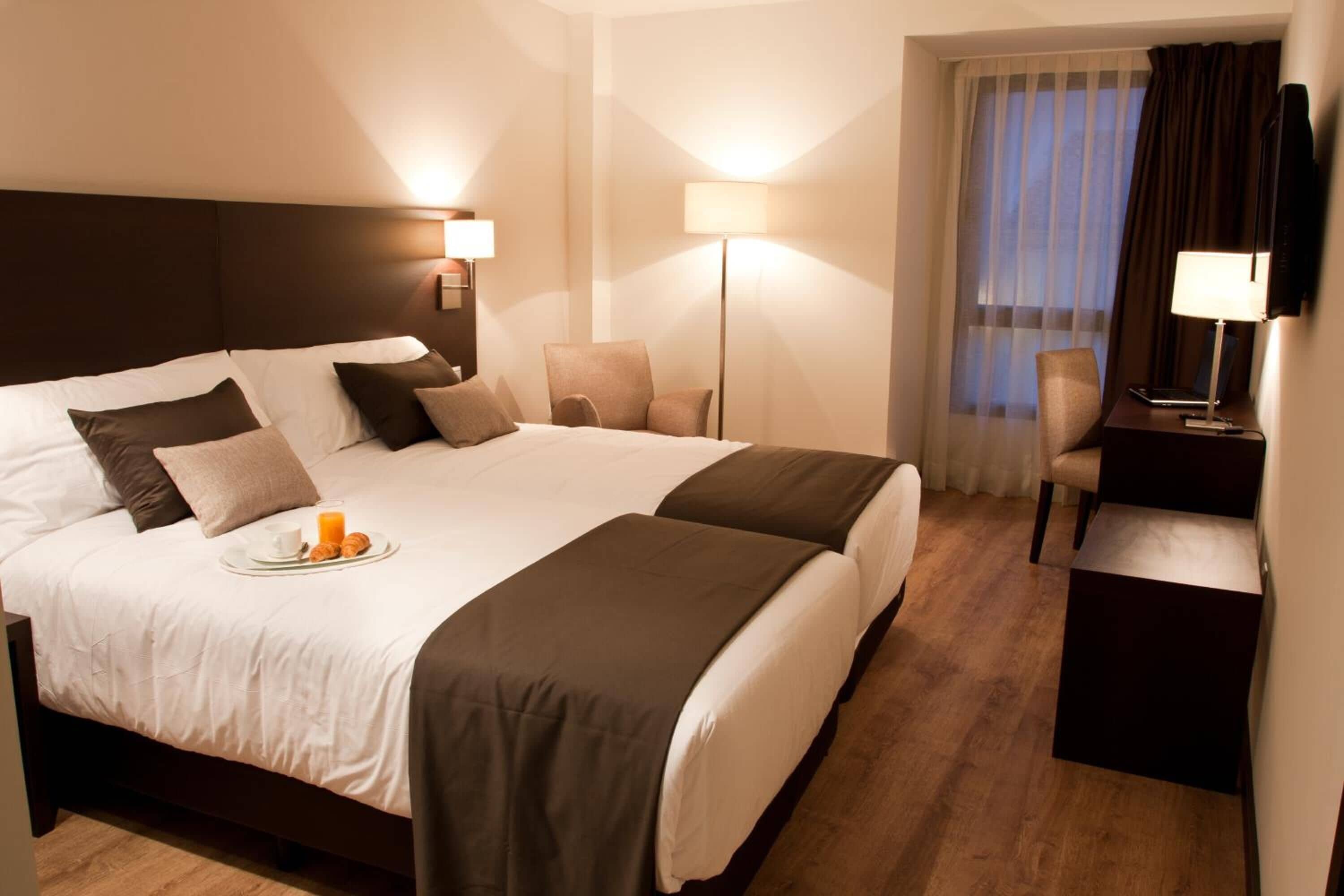 minibar, in-room safe, desk, soundproofing