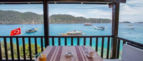 Kekova Deluxe 15