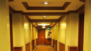 Hallway - Amazing Marina Residential Suites (Manila)