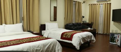 Cortinas blackout, camas plegables/adicionales y wifi gratis