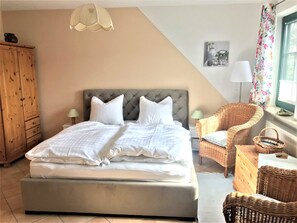 Unclassified image, 5 of 21, button