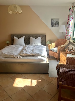 1 Schlafzimmer, Reisekinderbett, WLAN, Bettwäsche