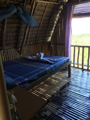 Szoba kétszemélyes ággyal | 1 hálószoba, széf a szobában és ágynemű