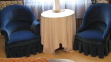 Classic Room | Living area