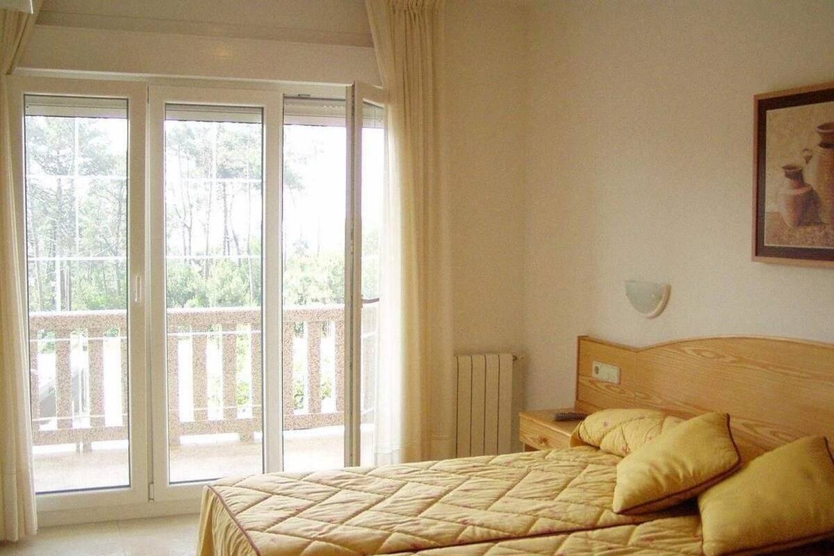 Habitación con 1 cama matrimonial o 2 individuales | Escritorio, cunas gratuitas, camas extra y wifi gratis