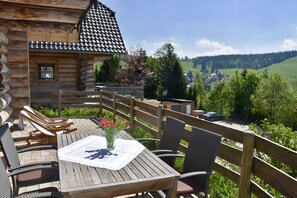 Chalet, 3 chambres | Balcon
