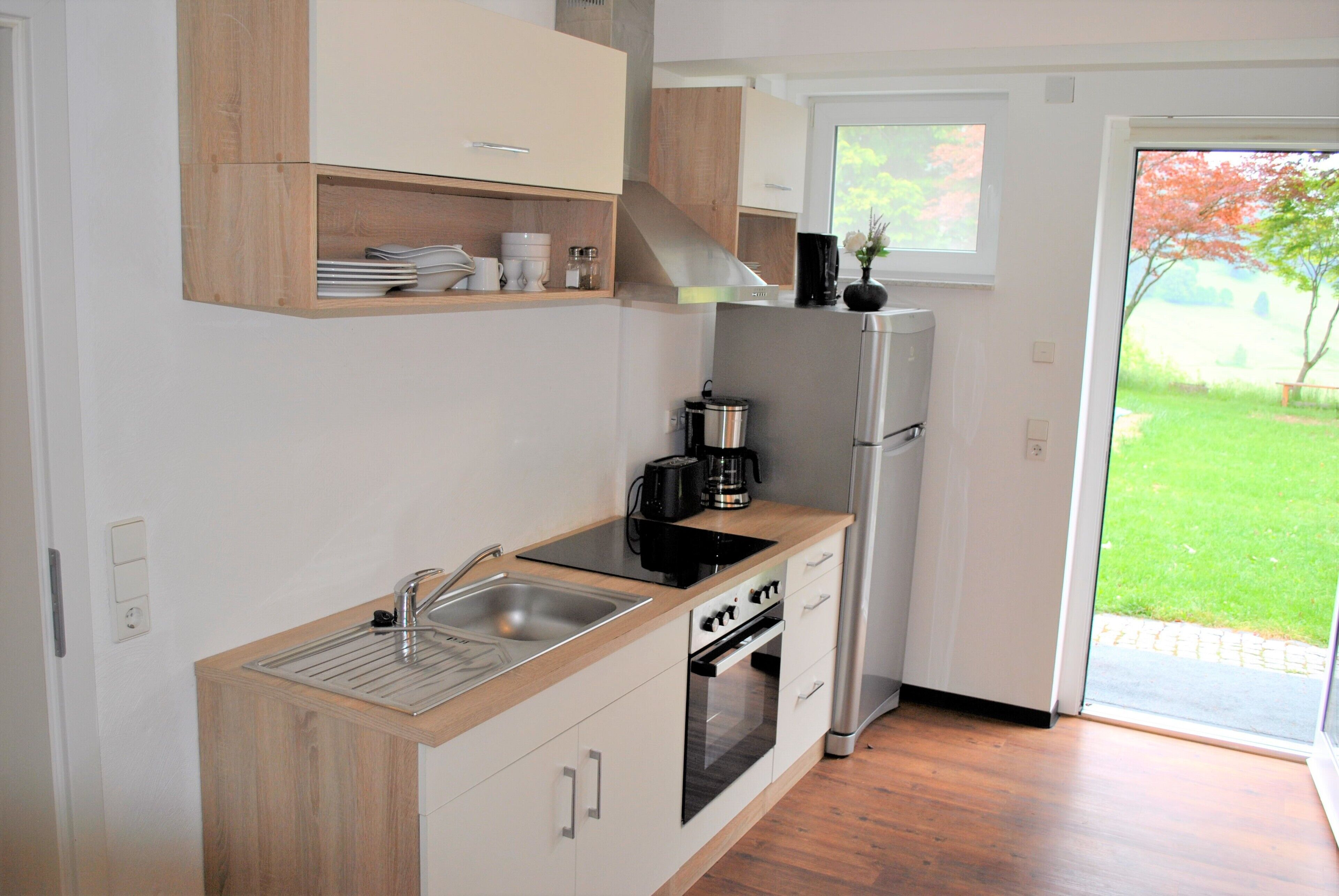 basic condo | private kitchen