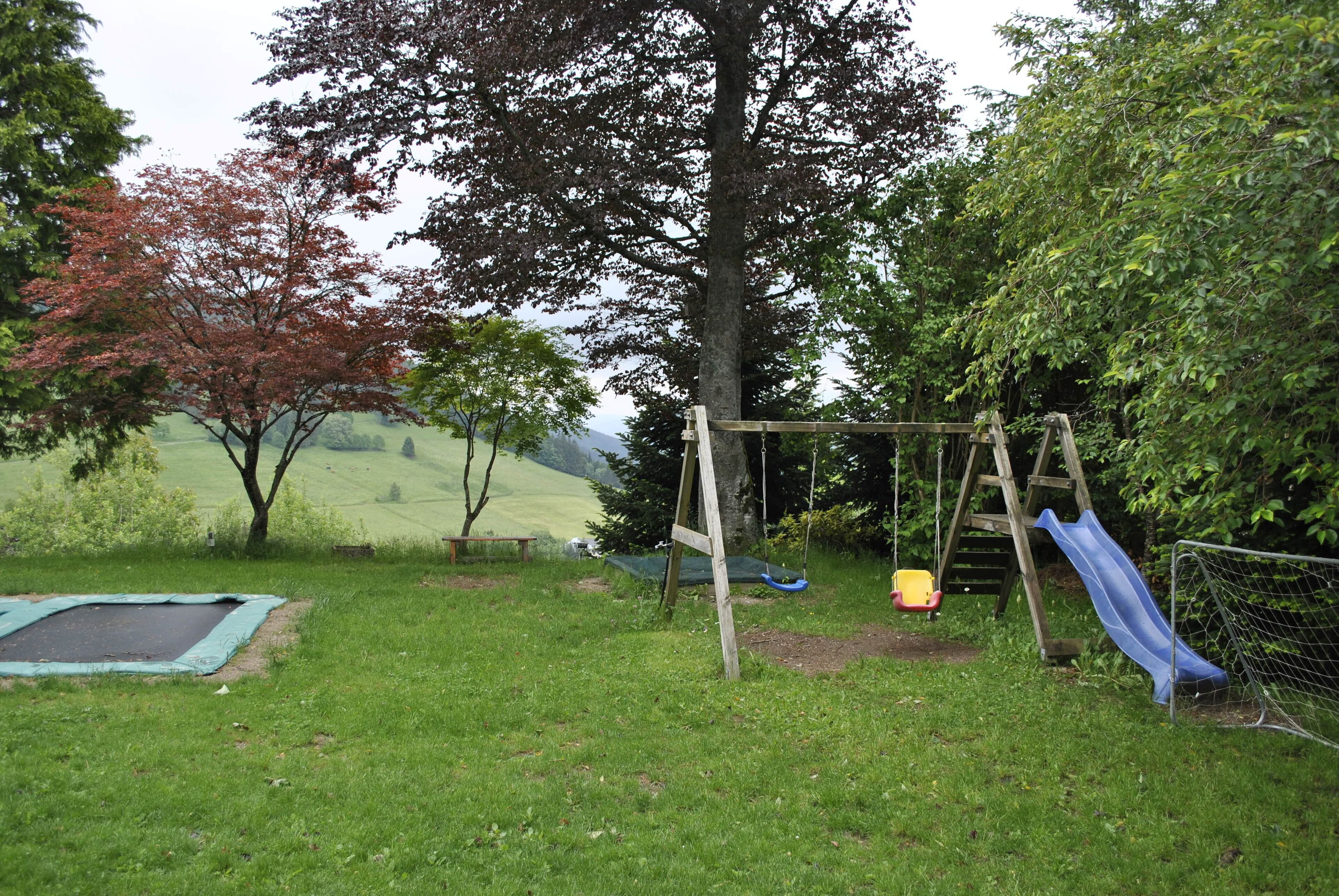 basic condo | garden view