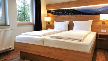 Comfort-Apartment, 2 Schlafzimmer | 2 Schlafzimmer, Allergikerbettwaren, Zimmersafe, Bügeleisen/Bügelbrett