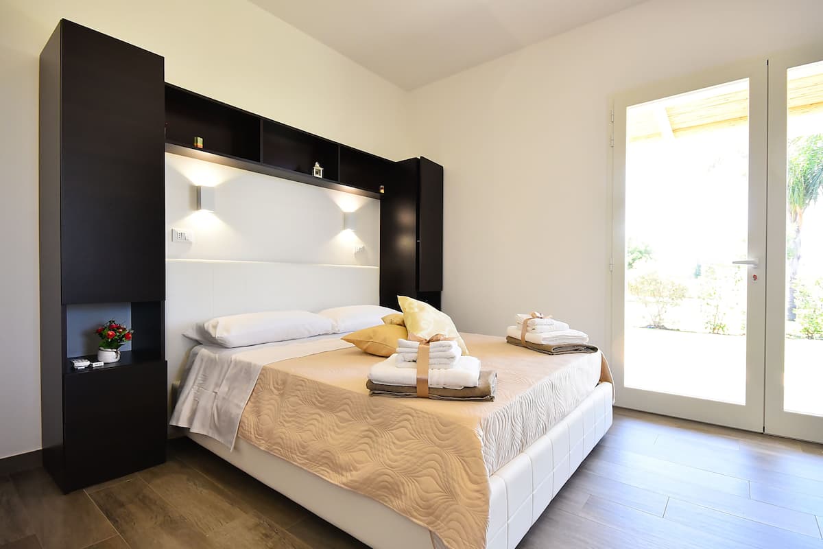 Chambre Triple | Minibar, bureau, chambres insonorisées, lits bébé (gratuits)