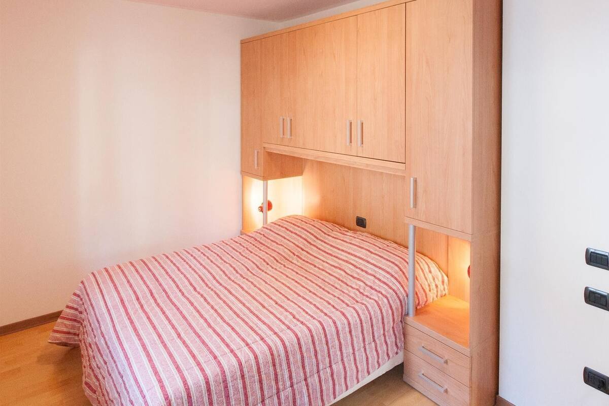Apartment (3) | In-room safe, iron/ironing board, cots/infant beds, free WiFi