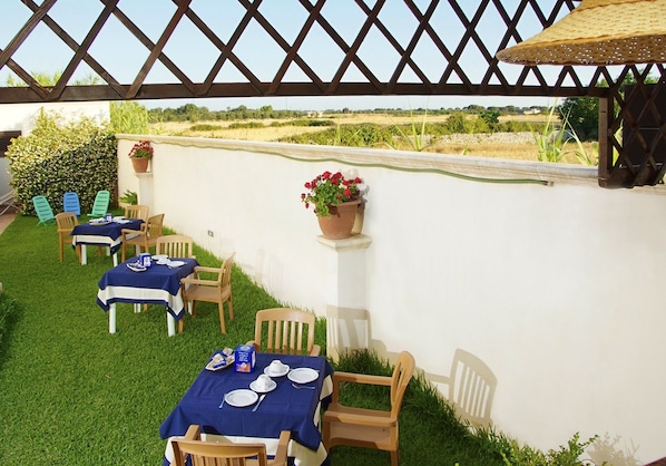 Petit déjeuner continental compris tous les jours