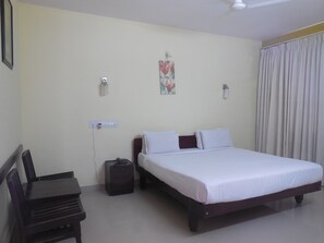 Phòng đôi Tiêu chuẩn, 1 giường cỡ king, không hút thuốc | Quạt