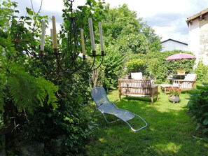 Standard Room, 1 Double Bed, Non Smoking | Exterior - Chambres Peyroutas (Vignonet)