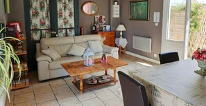 Televisión de pantalla plana 60 cm con canales de televisión digitales