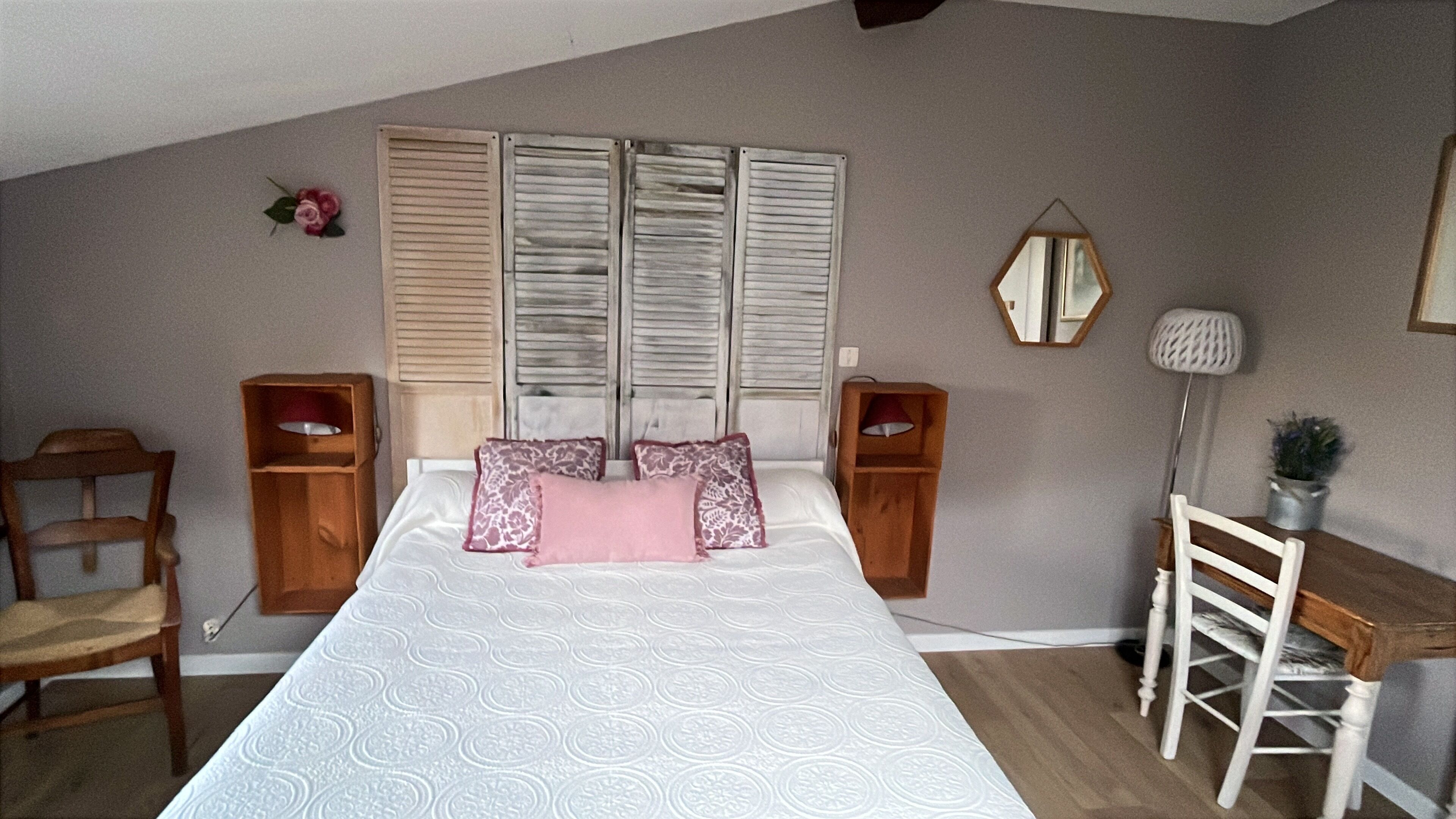 Standard Room, 1 Double Bed, Non Smoking | Premium bedding, individually furnished, blackout curtains