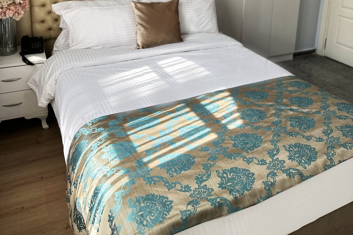 Standard Double Room | Minibar, desk, free WiFi, bed sheets