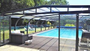 Indoor pool - Le Plessis Grimaud (Saint Viaud)