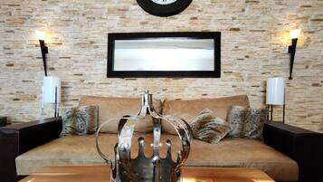 1 bedroom, minibar, in-room safe, individually decorated